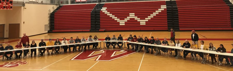 Eleven+Wadsworth+seniors+commit+to+play+sports+in+college