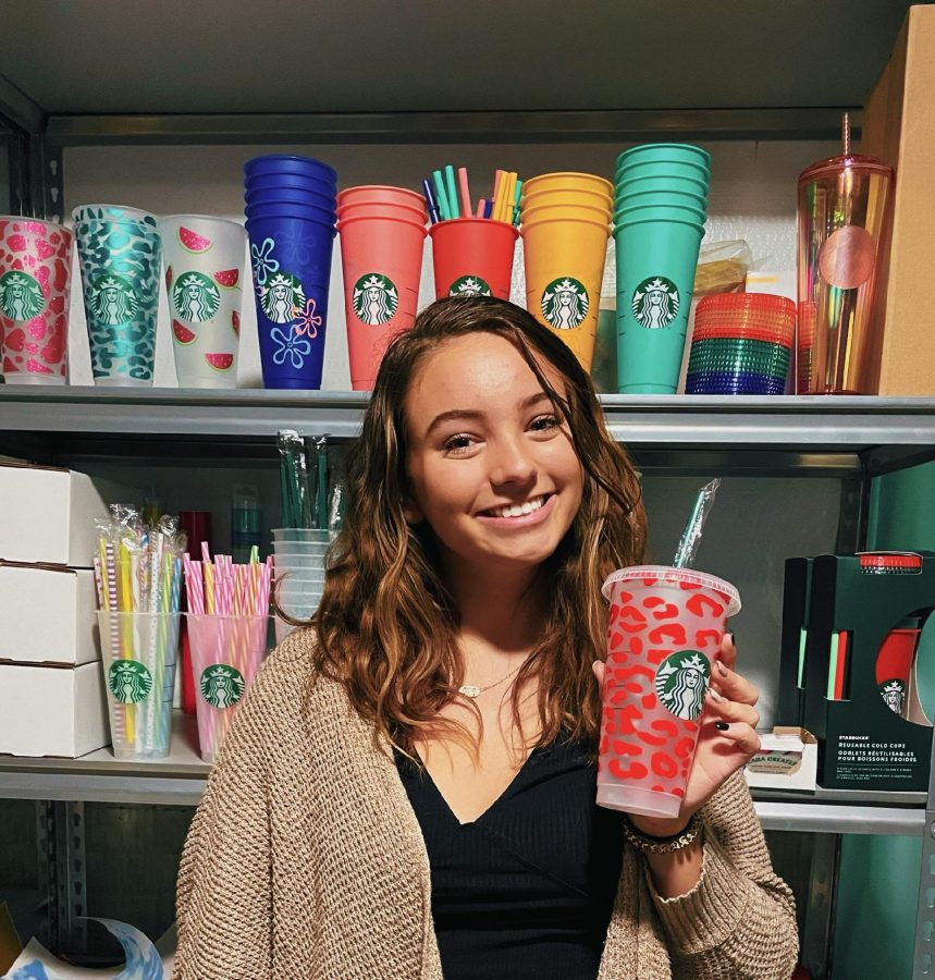 Wadsworth Student Runs Custom Starbucks Cup Business