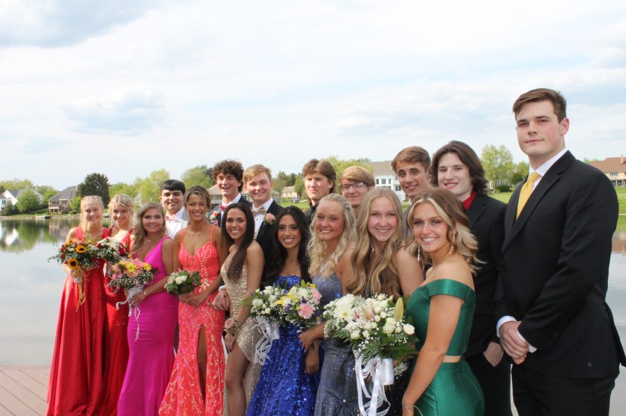 Wadsworth High celebrates annual Senior Prom