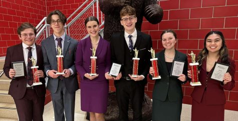 Six Wadsworth Speech and Debate Members Qualify to the National Tournament