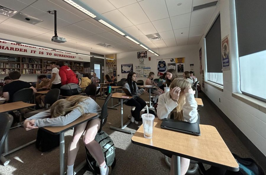 AP Government students work on their Political Party Projectat the end of the school year. These students already took the AP United States Government and Politics exam on May 1.  Photo by Grace Barrett
