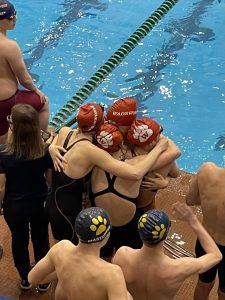 Maddy Schnelzer Pursues Passion For Swimming