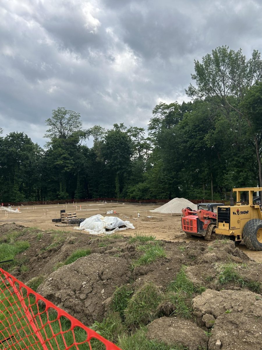 The tennis and pickleball courts at Durling Park are being redone. The construction is supposed to last through June, ending on June 28. Photo by Maia Edwards. 