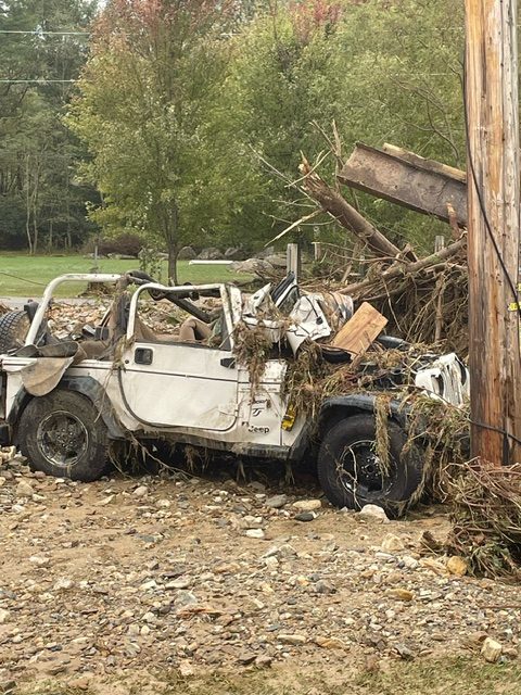 This is a car crash that happened in North Carolina. Wadsworth High Assistant Principal, Rich Berlin, captured these photos in Banner Elk, NC on his way back from his house on the mountain, attempting to beat the viscous storm approaching North Carolina from Florida. Both Berlin and his father-in-law were later able to escape the dangers of the storm before it had gotten much worse. Photo courtesy of Rich Berlin. 