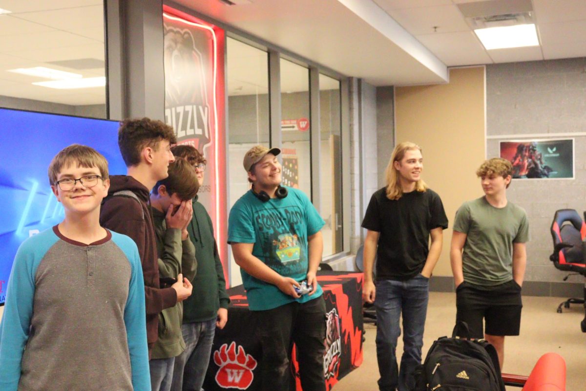 Members of last years esports team at the ribbon cutting ceremony. This is the team that made it to regionals last year. 
Photo by Jack Blubaugh